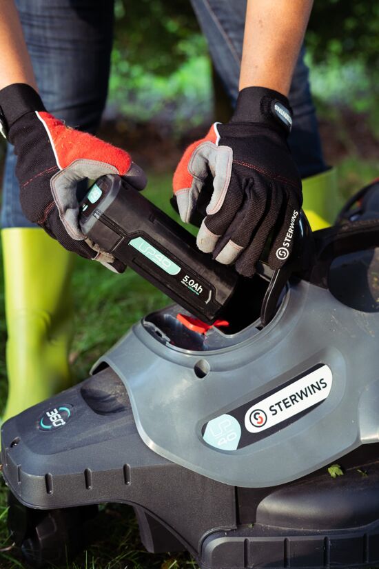 RASAERBA A BATTERIA 36CM 40V STERWINS - Bricocenter