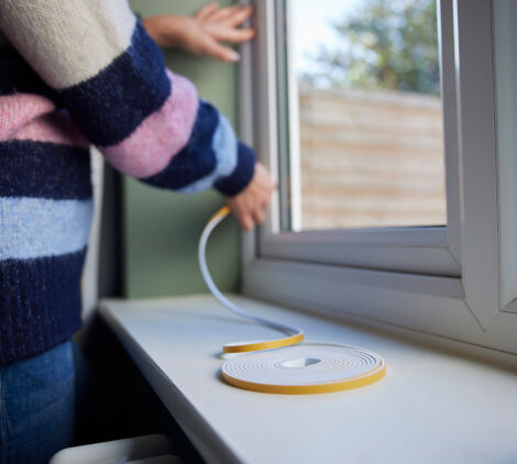 eliminare spifferi finestre di legno