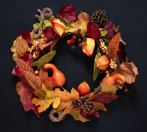 Come decorare la porta di casa per Natale - Bricocenter